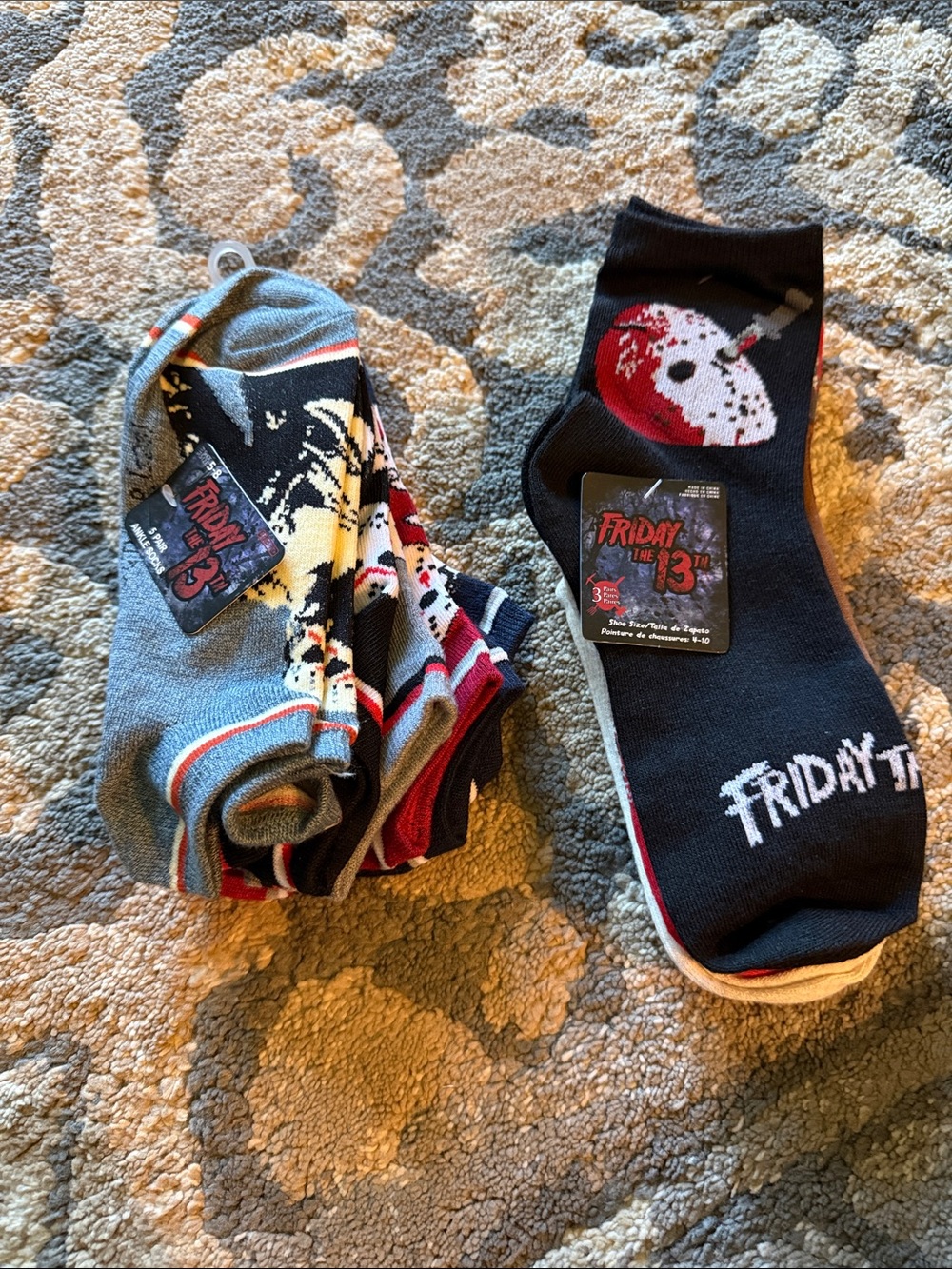 Bioworld Friday the 13th Ankle Socks - Black, Gray & Red